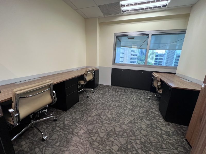3 Pax Private Office with windows (SS6)_View 1